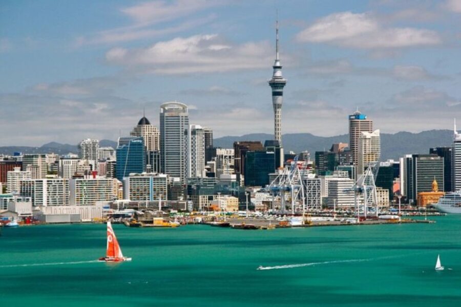 Auckland: Private Customizable Walking Tour With Local Guide - Tour Overview