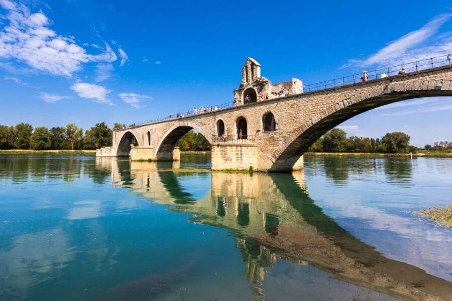 Avignon Bridge: The Digital Audio Guide - Iconic Bridge in French Culture