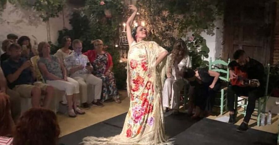 Ayamonte: the Wide Door Flamenco Table With Tapas