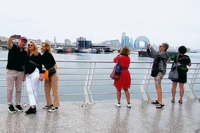 Baku: Sightseeing Walking Tour