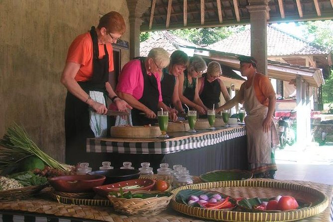 Bali Cooking Class With Culture Experience