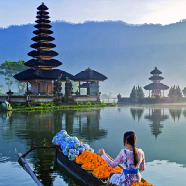Bali : Full Day Ulundanu - Tanah Lot Tour