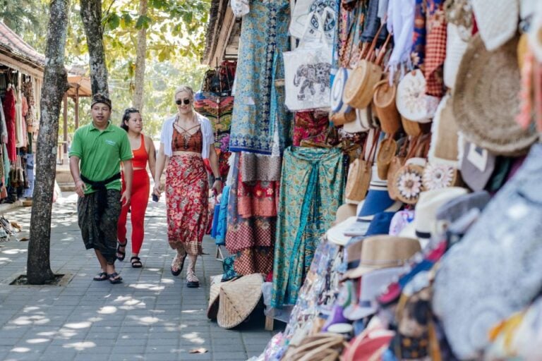 Bali: Hidden Canyon, Waterfall & Temples Small Group Tour