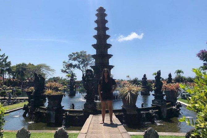 Bali : Instagrams Tour Lempuyang Temple, Tirta Gangga- Tukad Cepung , Tibumana Waterfall