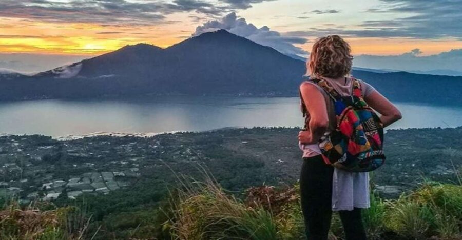 Bali: Mount Batur Sunrise Trek With a Female Guide