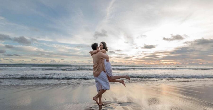 Bali: Photo Shoot With a Private Vacation Photographer