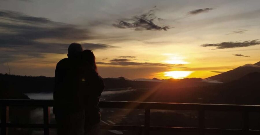 Bali: Pinggan Sunrise Jeep Tour & Coffee Plantation Visit