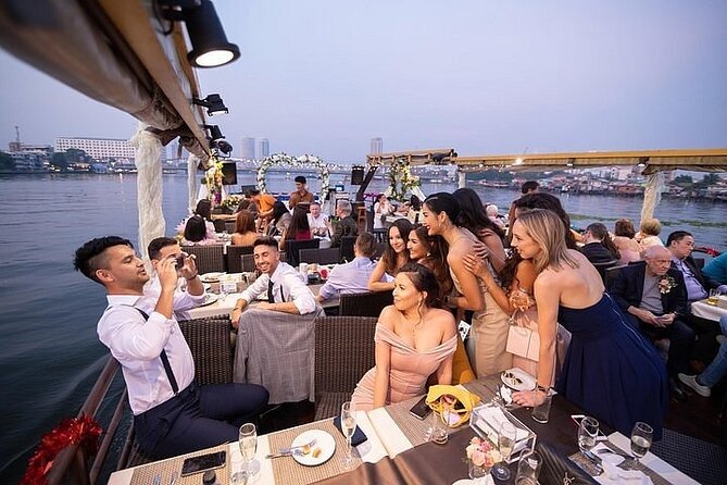 Bangkok: 2-Hour Dinner Cruise on the Chao Phraya Princess - Cruise Experience and Itinerary