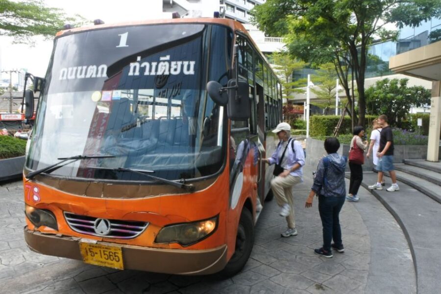 Bangkok Safari: Palace and Temple Tour With Lunch