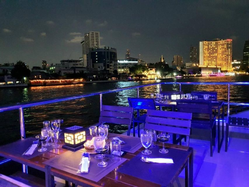 Bangkok: VELA Dinner Cruise Ticket
