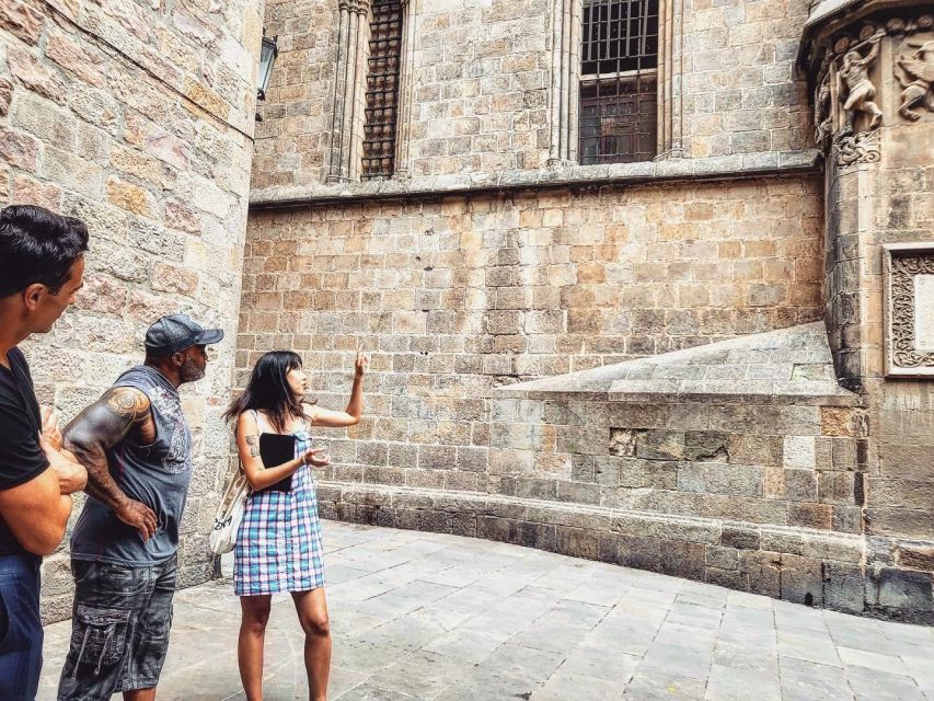 Barcelona: Barri Gotic Walking Tour - Tour Overview and Pricing