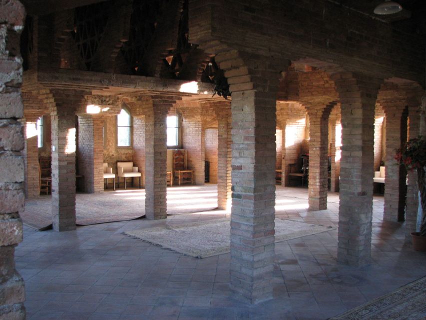 Barcelona: Gaudí's Bellesguard Tower - Architectural Significance of Bellesguard Tower