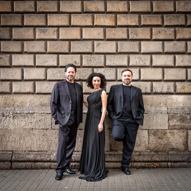 Barcelona: OPERA HITS Concert at Historical Casa Museu