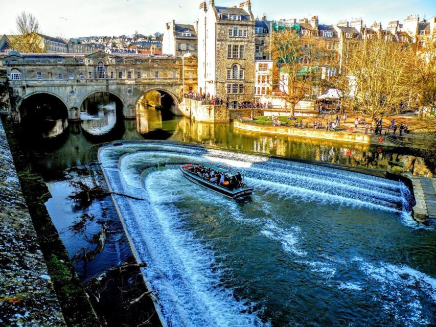 Baths Secrets: A Self-Guided Audio Tour Along the Canal