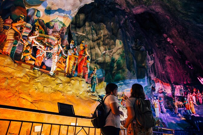 Batu Caves Private Tour With Pick-Up From Kuala Lumpur - Exploring Batu Caves