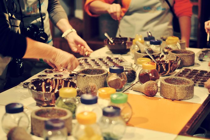 Bean-to-Bar Chocolate Workshop in ChocoMuseo Lima Miraflores - Hands-On Chocolate Creation