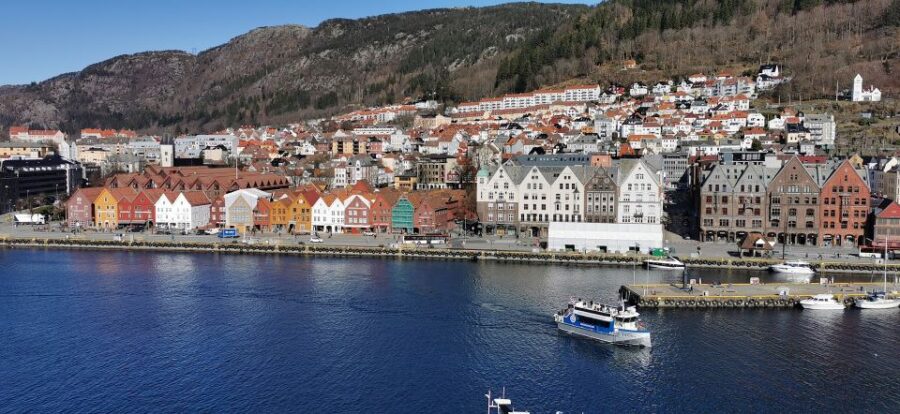 Bergen: Sightseeing Cruise of Bergens Historic Landmarks