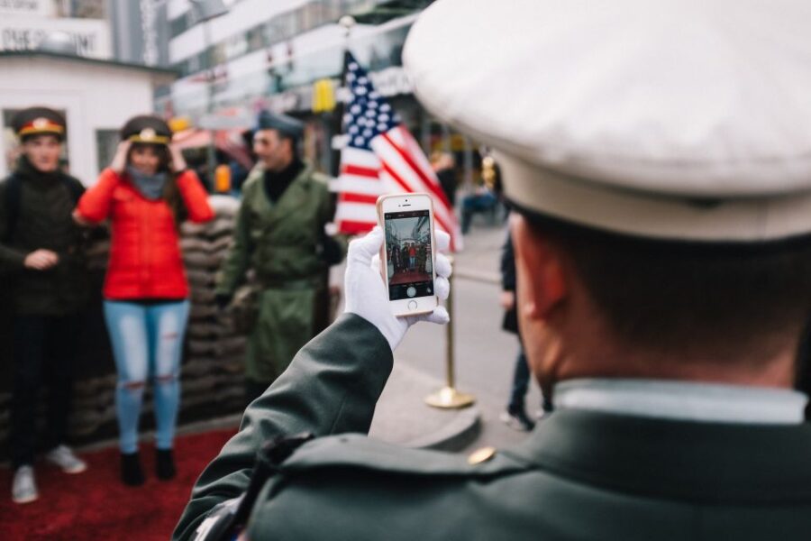 Berlin: Checkpoint Charlie Self-Guided Audio Tour