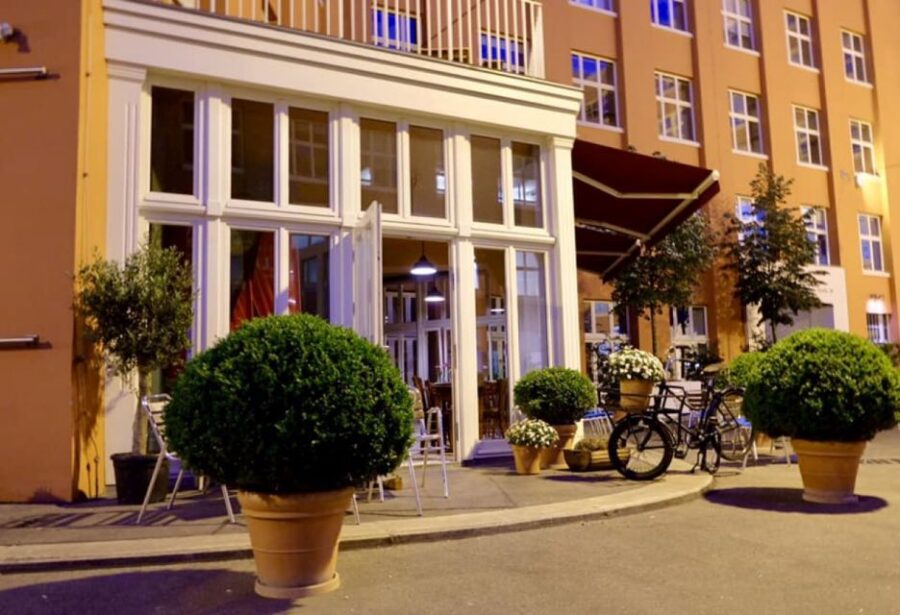Berlin: Dinner in the Dark