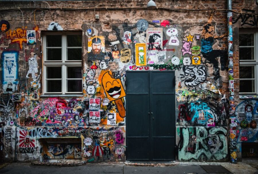 Berlin Hidden Gems: Berliner Street Art - Intimate Tour With Local Guide