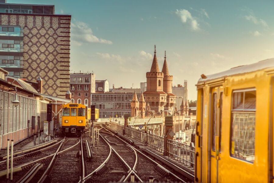 Berlin Highlights Self-Guided Scavenger Hunt and Tour