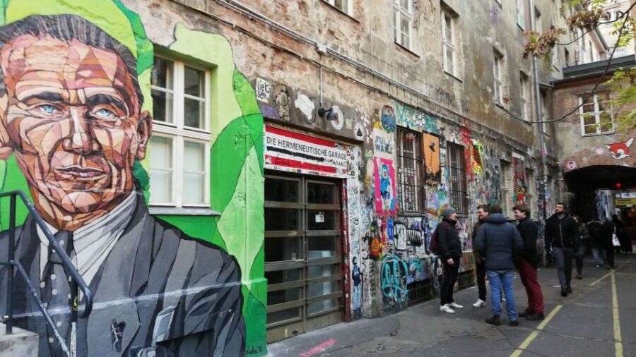 Berlin: Historic Backyards Self-guided Neighbourhood Walk - Tour Overview