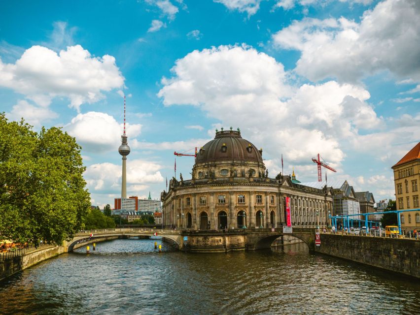 Berlin Jewish Quarter and Holocaust Private Walking Tour