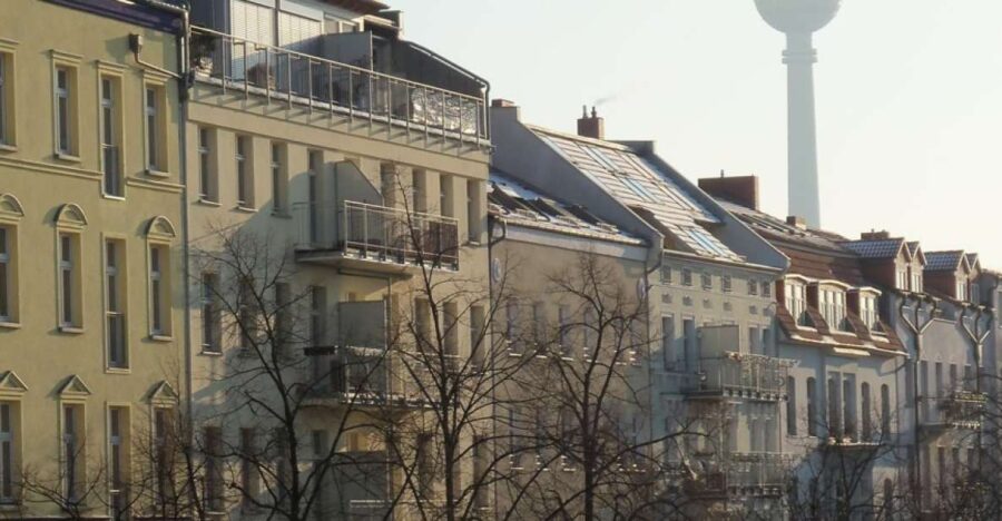 Berlin: Prenzlauer Berg District Guided Walking Tour - Tour Overview and Details