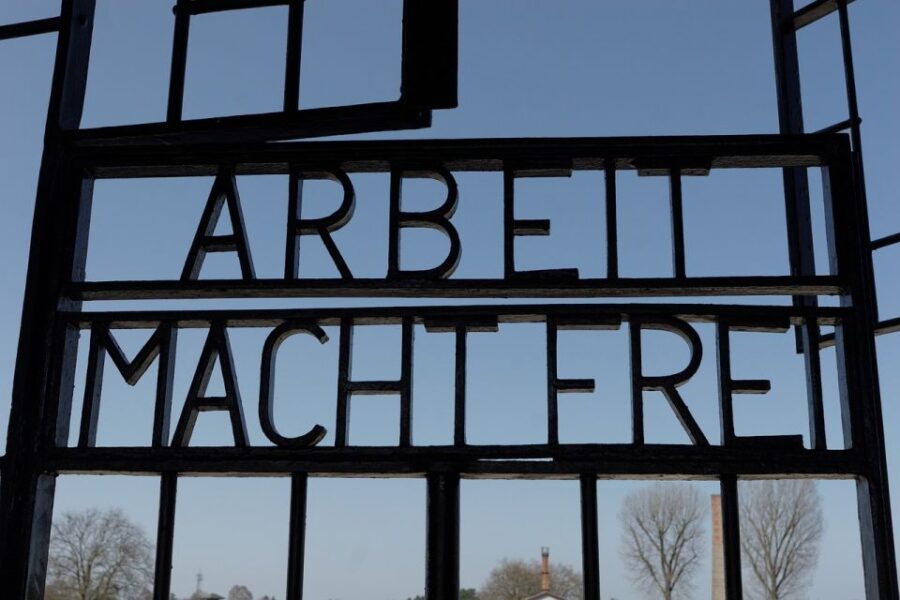 Berlin: Sachsenhausen Concentration Camp Memorial Tour - Tour Overview