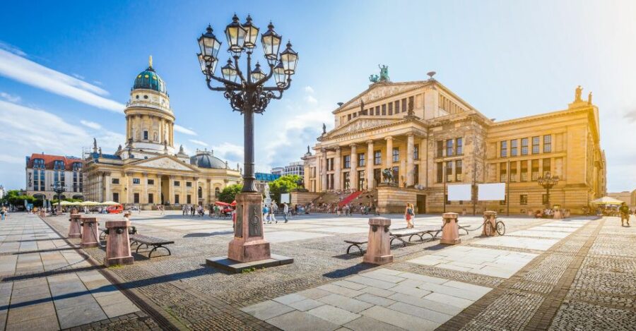 Berlin: Self-Guided Tour of Over 100 Sights