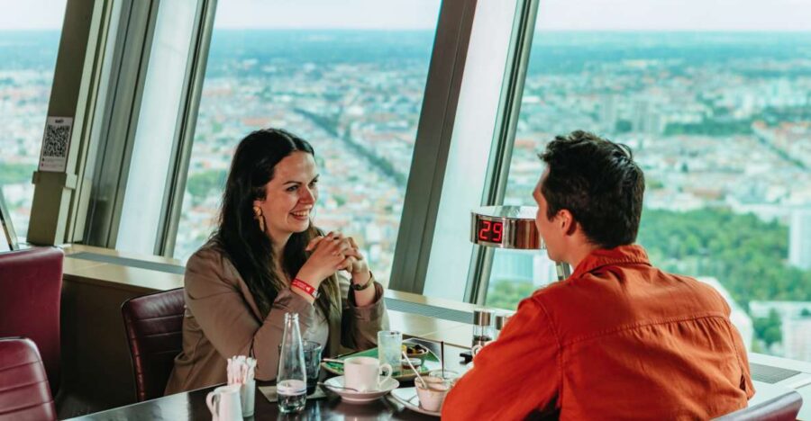 Berlin: TV Tower Fast-Track Ticket & Restaurant Reservation
