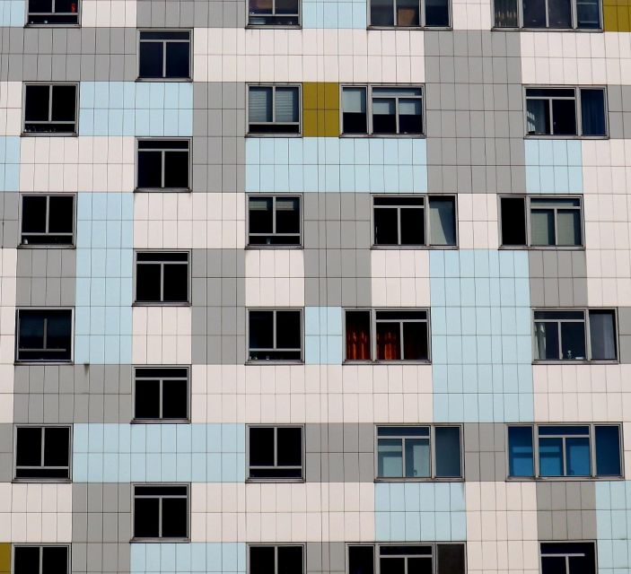 Berlin: Walking Tour Through the Hansaviertel