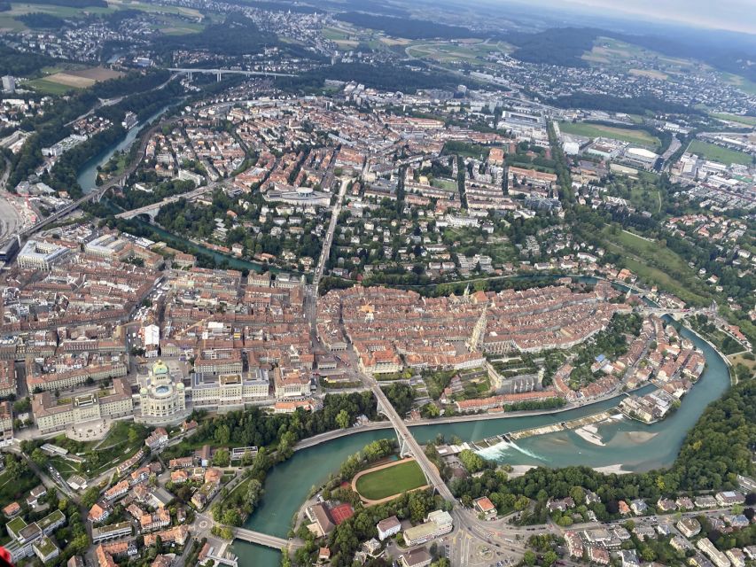 Bern: Private 18-Minute Helicopter Flight
