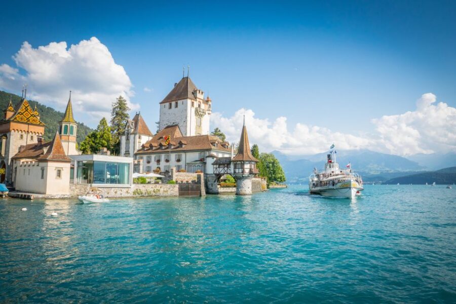 Berner Oberland Pass: 1st Class – Swiss Travel Pass Holder