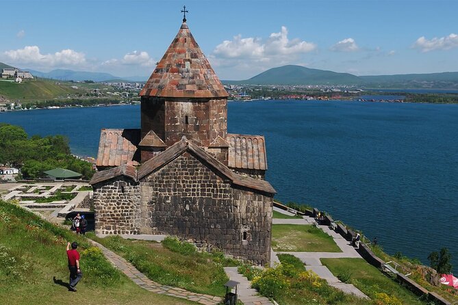 Best of Armenia - 2 Days Tour to Yerevan, Sevan Lake and More