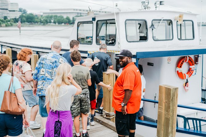 Best of DC Plus US Capitol and National Archives Reserved Entry - Tour Overview