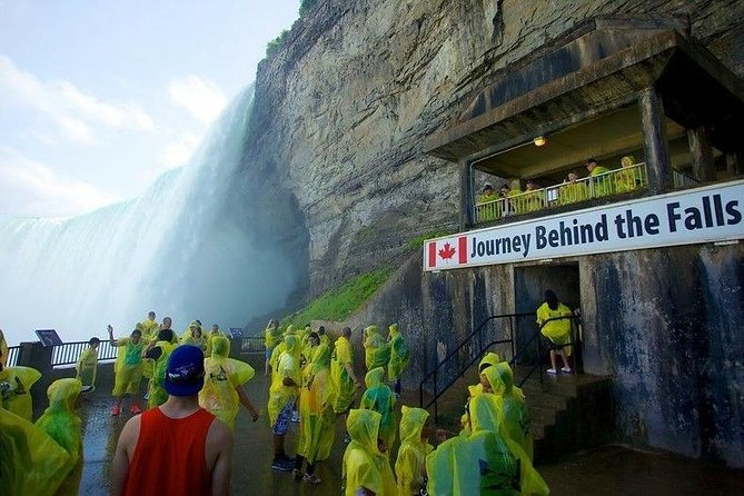 Best of Niagara Falls Tour + Skylon Tower Lunch - Private-Safe Tour - Tour Overview