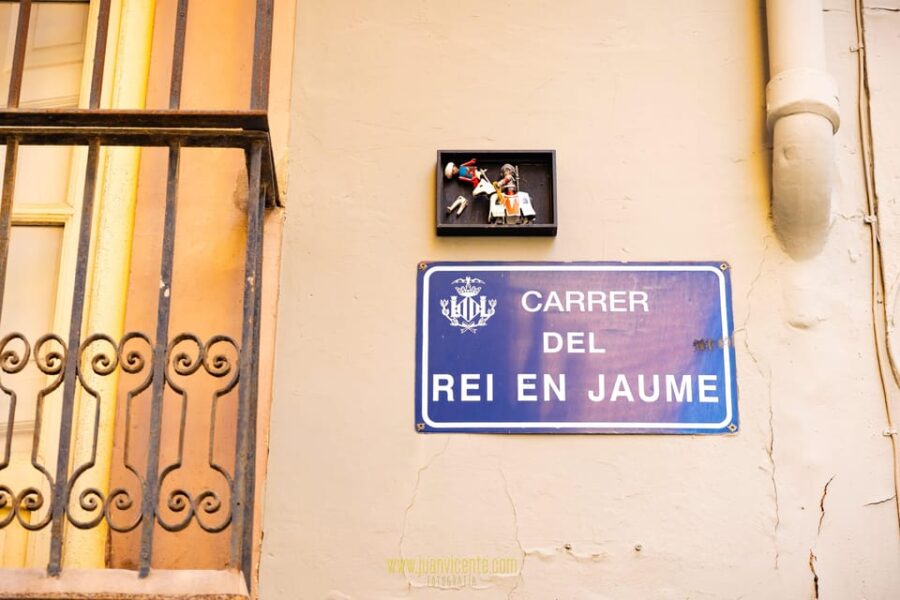 Best Street Art in Valencia Walking Tour - Tour Overview