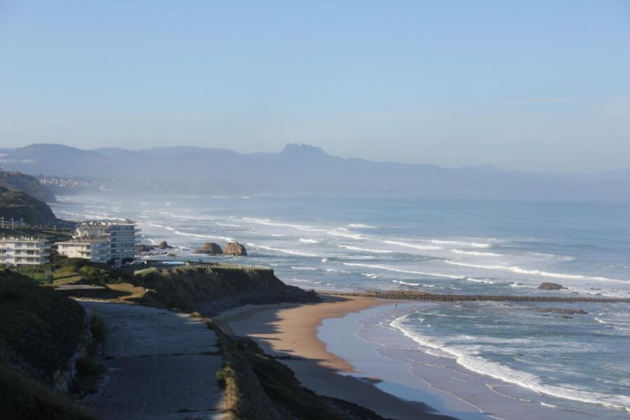 Biarritz: Surfing Lessons on the Basque Coast. - Surfing Lessons on the Basque Coast