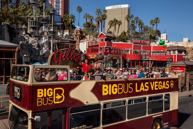 Big Bus Las Vegas: Hop-On Hop-Off Sightseeing Tour - Overview of the Hop-On Hop-Off Tour