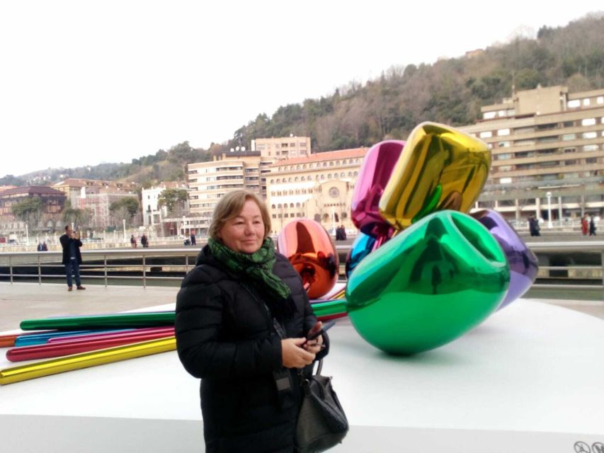 Bilbao: Guggenheim Museum Tour With Skip-The-Line Tickets - Discover the Iconic Guggenheim Building