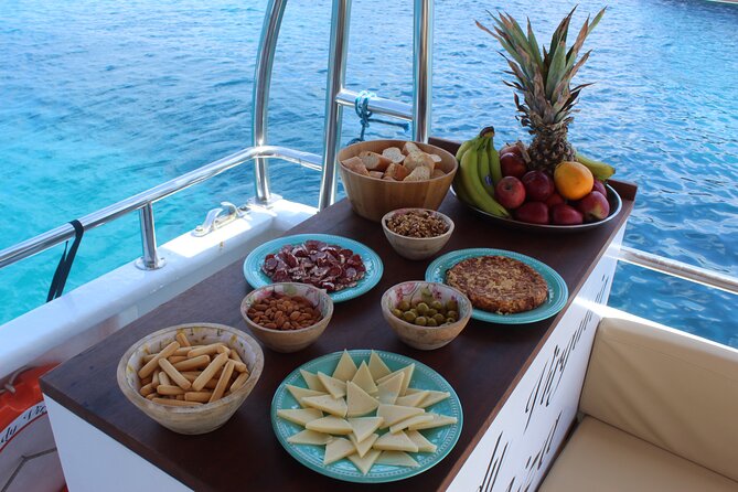 Boat Excursion in Ibiza With All Inclusive