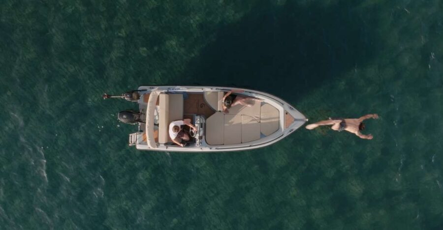 Boat Rental in Santorini-Without License-5 Hours or 10 Hours