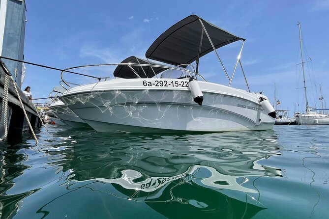 Boat Rental Without License in La Marina De Valencia