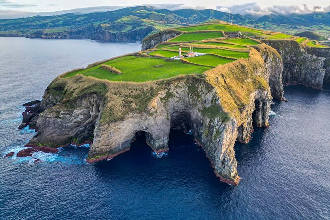 Boat Tour: Cave Tour on The North Coast - Included Amenities