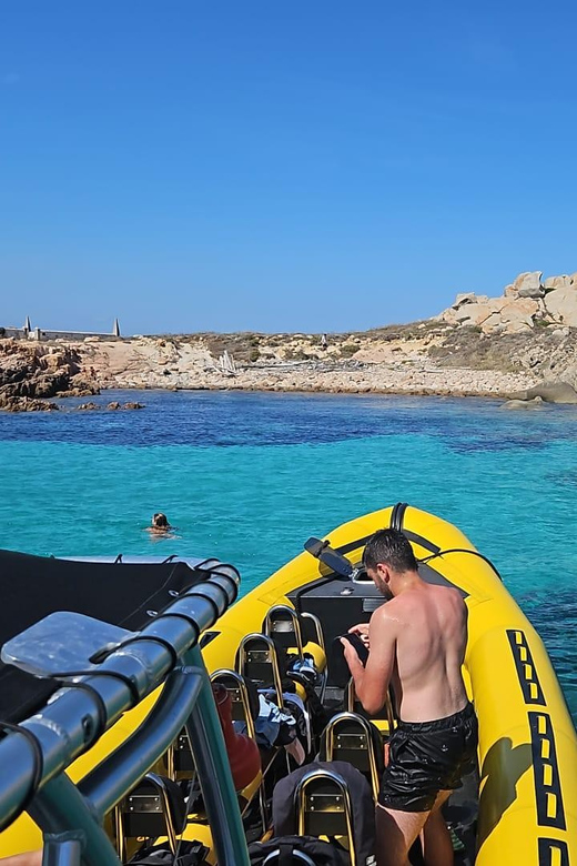 Bonifacio: Lavezzi Islands and Caves Guided Tour