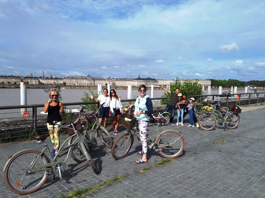 Bordeaux: Guided Bike Tour