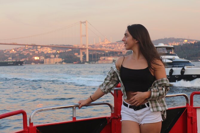 Bosphorus Cruise Boat Tour in Istanbul 3 Hours And Golden Horn - Highlights of the Tour