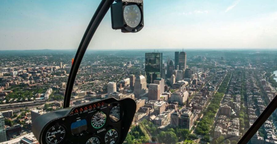 Boston: Helicopter Skyline Tour