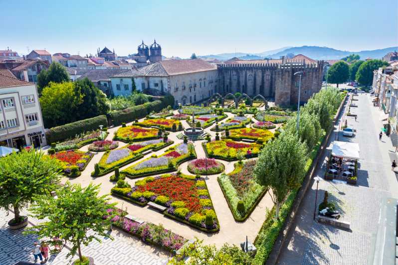 Braga: First Discovery Walk and Reading Walking Tour - Tour Overview